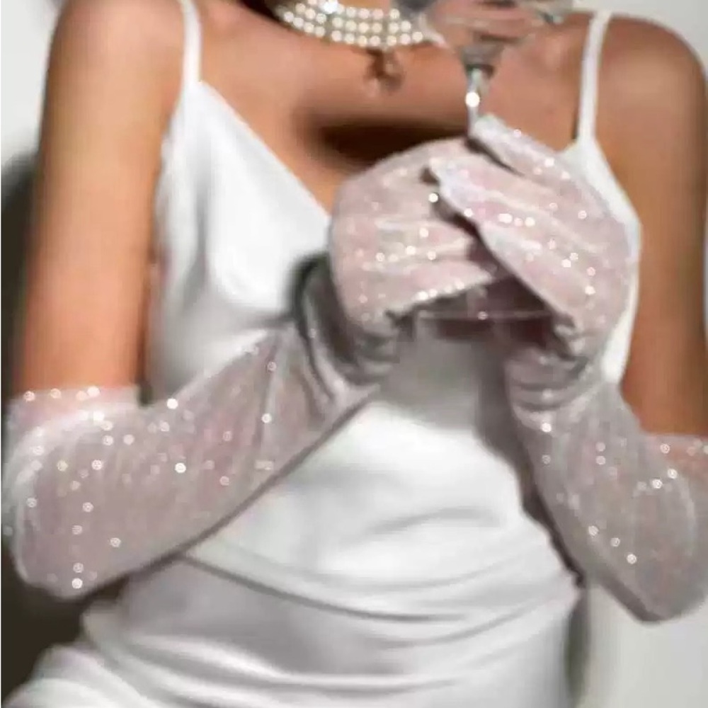 Sexy square-neck sequin beaded bridal mini dress with train and gloves - Picture 7 of 11